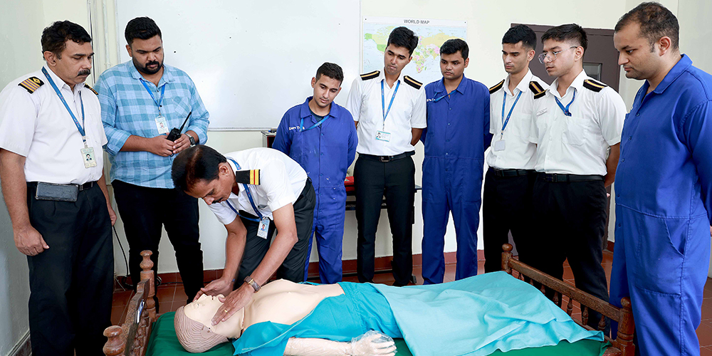 Elementary First Aid (EFA) maritime training