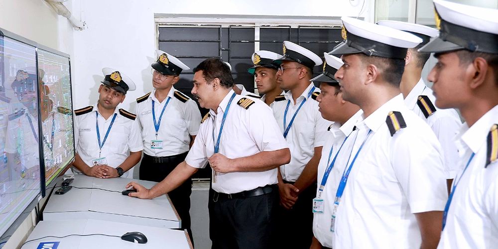 Electronic Chart Display and Information Systems (ECDIS) maritime training